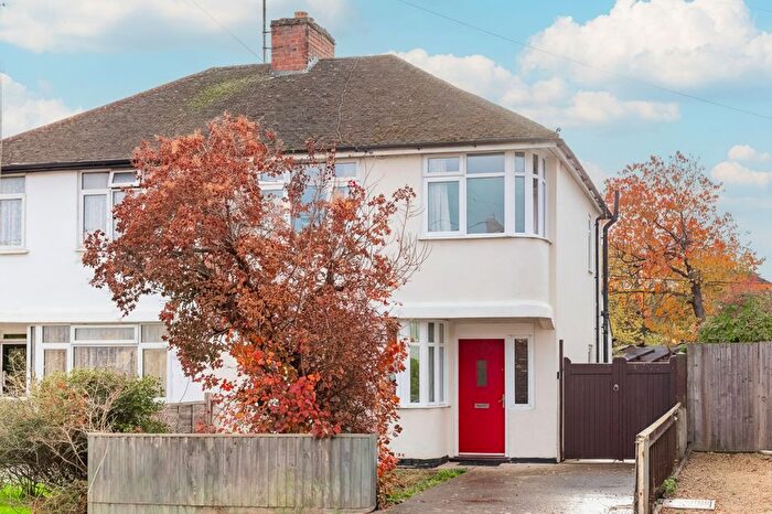 3 Bedroom Semi Detached House For Sale In Arthray Road, Oxford, OX2
