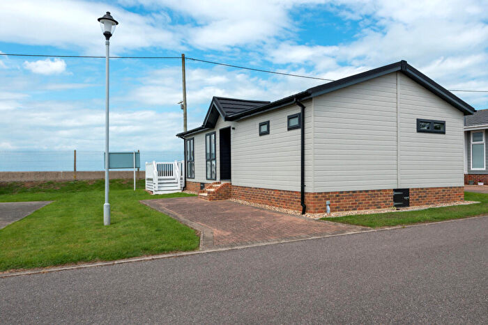 2 Bedroom Retirement Property For Sale In Beach Court Park, Faversham Road, Whitstable, CT5