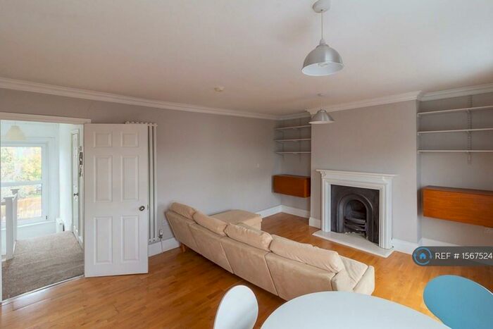 1 Bedroom Flat To Rent In Park Hall Road, London, SE21