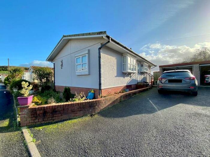 2 Bedroom Park Home Mobile Home For Sale In Mill On The Mole, South Molton, EX36