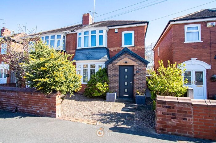 3 Bedroom Semi Detached House For Sale In Haigh Road, Balby, Doncaster, DN4