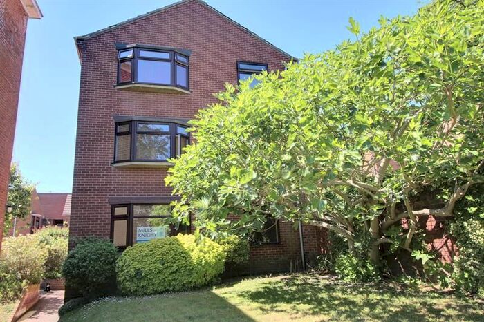 2 Bedroom Flat To Rent In Aylsham Road, Norwich, NR3