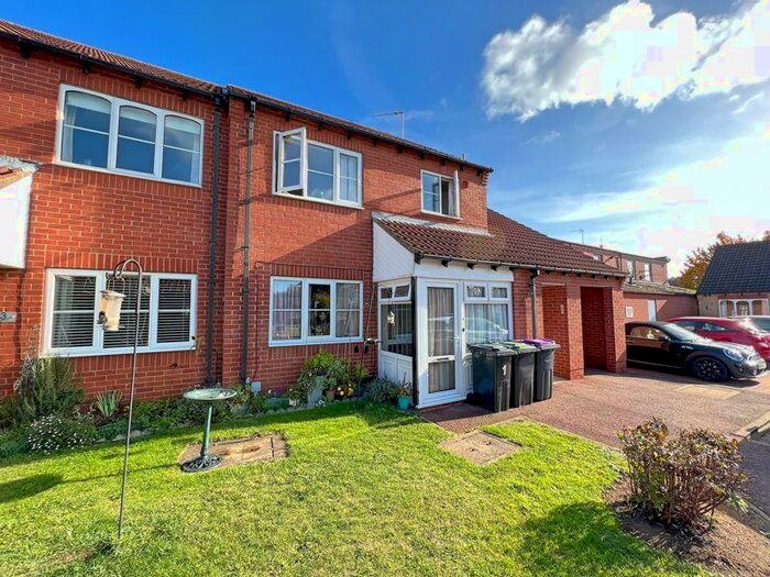 2 Bedroom Flat To Rent In Bishops Court, Sleaford, NG34