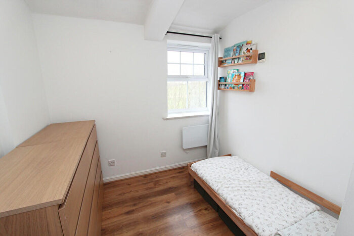 2 Bedroom Apartment For Sale In Wardour Court, Bow Arrow Lane, DA2