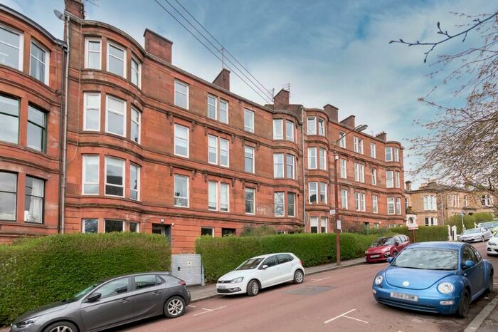 2 Bedroom Flat To Rent In Fergus Drive, Flat /, North Kelvinside, Glasgow, G20