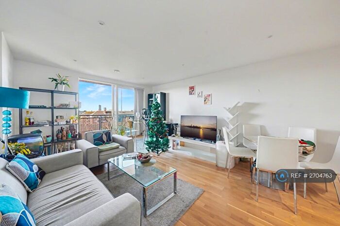 1 Bedroom Flat To Rent In Station House, London, SE8