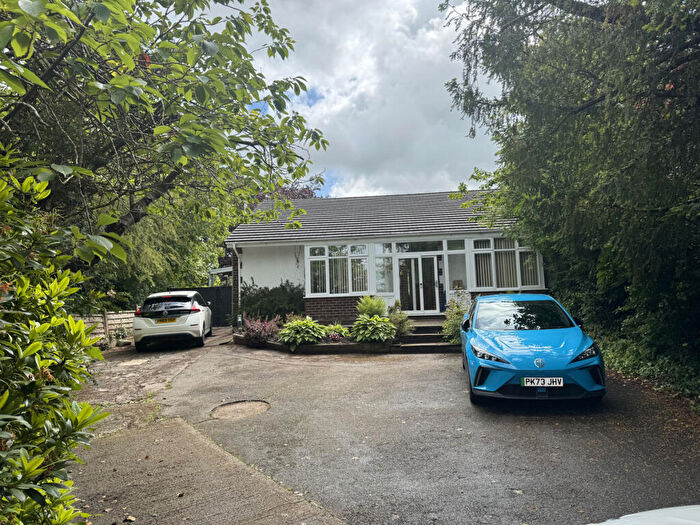 4 Bedroom Bungalow For Sale In Sharoe Green Lane, Preston, PR2
