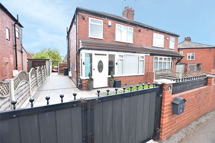 3 Bedroom Semi Detached House For Sale In Brander Road, Leeds, West Yorkshire, LS9