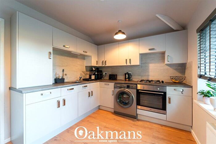 2 Bedroom Apartment To Rent In May Lane, Hollywood, Birmingham, Worcestershire, B47