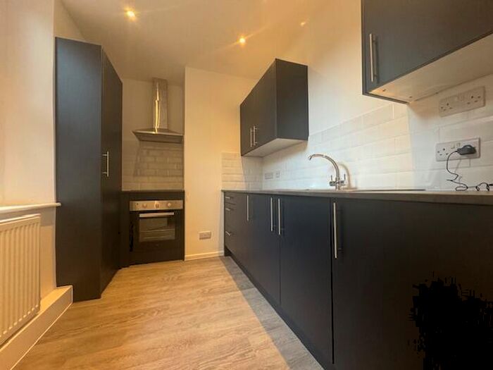 1 Bedroom Flat To Rent In Alfred Street, Weston-Super-Mare, BS23