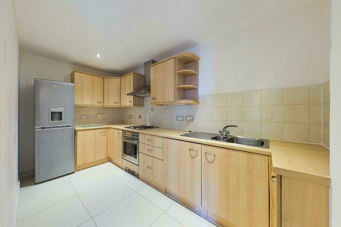 2 Bedroom Flat To Rent In Coopers Court, Briton Street, Southampton, SO14