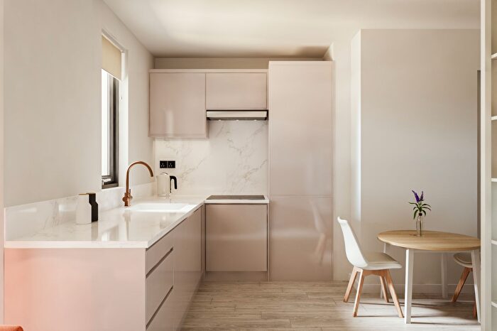 Studio To Rent In Gold Castle Howard- Studio |Verney St, EX1