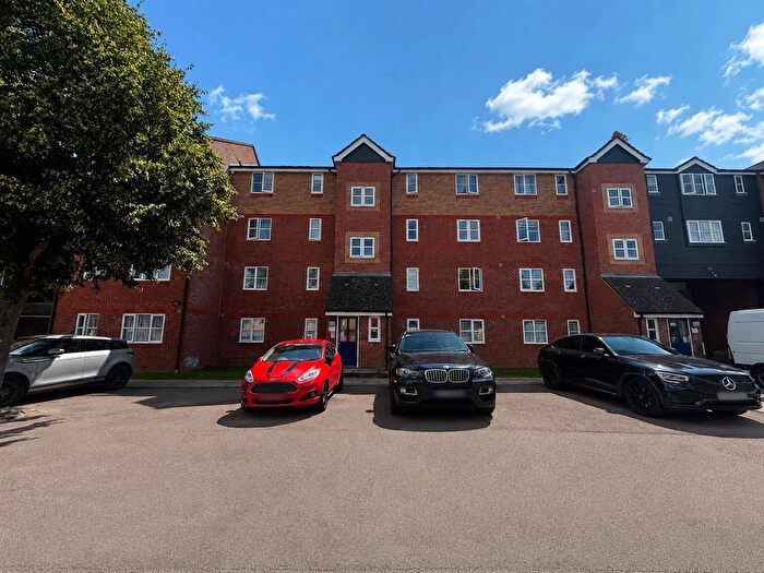 2 Bedroom Flat To Rent In Webley Court, Sten Close, Enfield, EN3