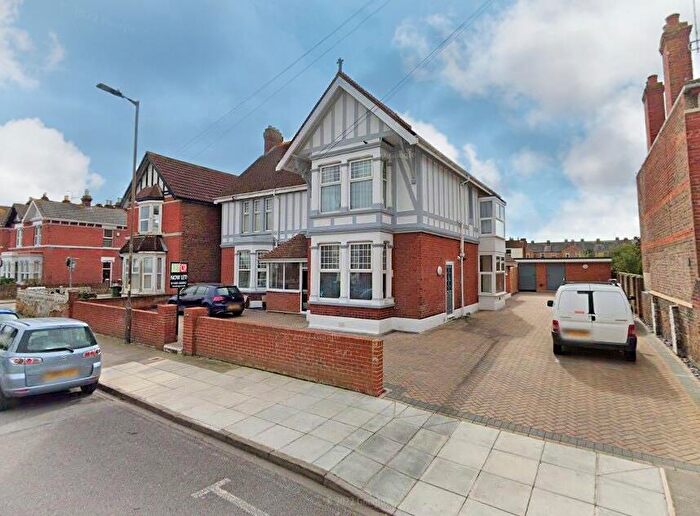 1 Bedroom Apartment To Rent In Stubbington Avenue, Portsmouth, PO2
