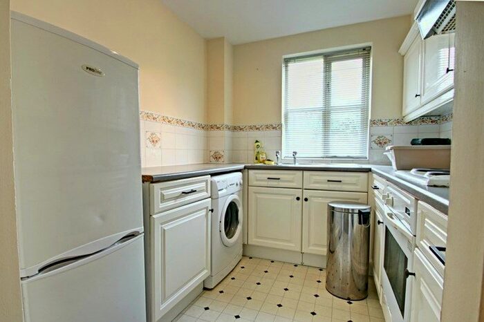 2 Bedroom Flat To Rent In Whitakers Lodge, Gater Drive, Enfield, Middlesex EN2