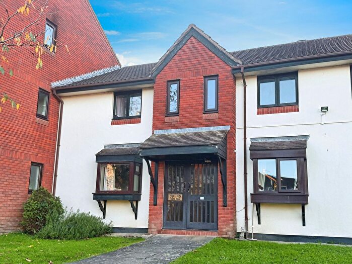 1 Bedroom Flat For Sale In Finch Close, Plymouth, PL3