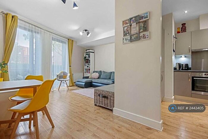 2 Bedroom Flat To Rent In Fords Park Road, London, E16