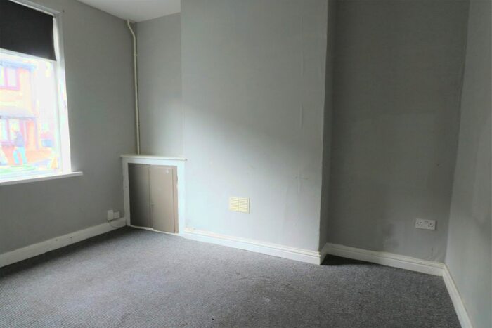 3 Bedroom Terraced House To Rent In Sidney Street, Cleethorpes, DN35