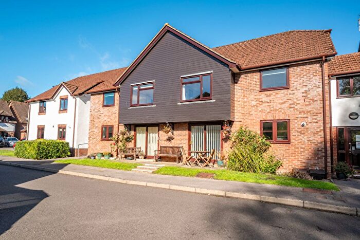 2 Bedroom Flat For Sale In Carter's Meadow, Charlton, Andover, SP10