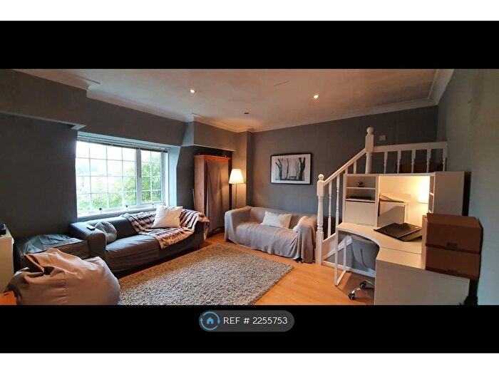 1 Bedroom Flat To Rent In Harrogate Road, Leeds, LS17