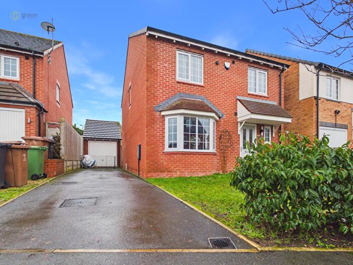 4 Bedroom Detached House For Sale In Swan Drive, Kingshurst, Solihull, B37