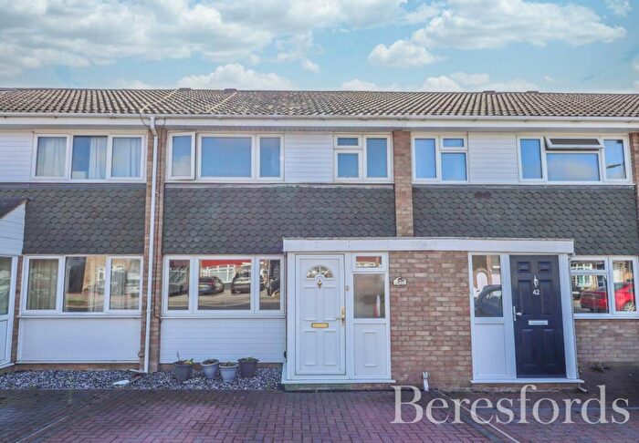 3 Bedroom Terraced House For Sale In Osprey Way, Chelmsford, CM2