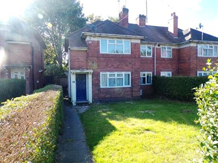 2 Bedroom Maisonette For Sale In Linley Grove, Birmingham, West Midlands, B14