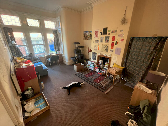 1 Bedroom Apartment To Rent In Grosvenor Road, Leeds, LS6