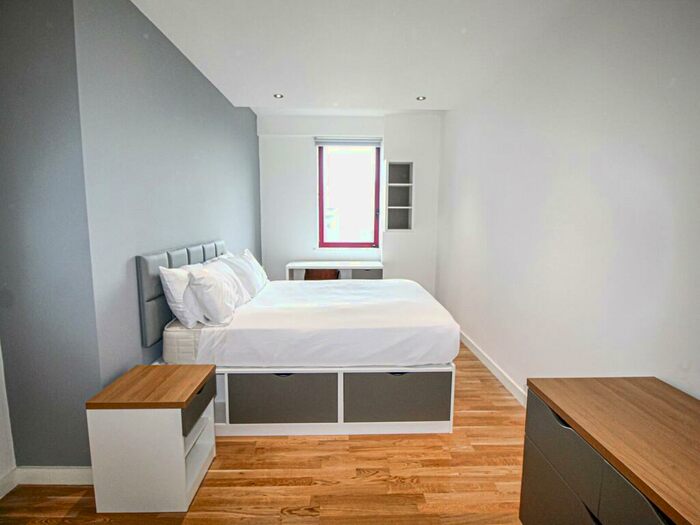 2 Bedroom Apartment To Rent In Apt, Q One Residence #, LS2