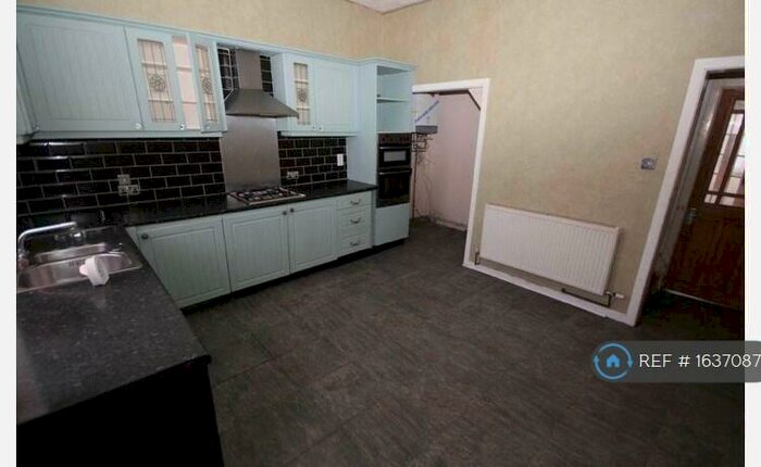 3 Bedroom Terraced House To Rent In Torrington Street, Heywood, OL10