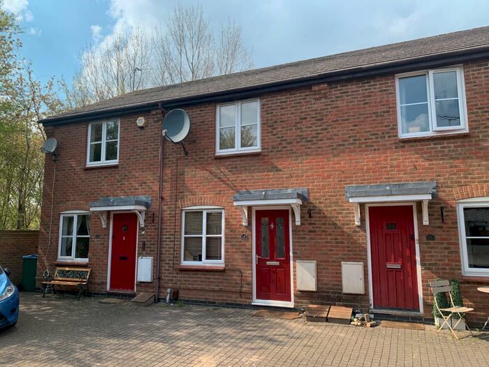 2 Bedroom Terraced House To Rent In Pottery Close, Aylesbury, HP19