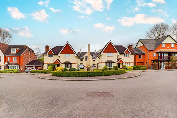 2 Bedroom Flat To Rent In Annesley House, Forster Road, Guildford, GU2