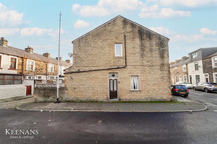 3 Bedroom End Of Terrace House To Rent In Woodlands Road, Nelson, BB9