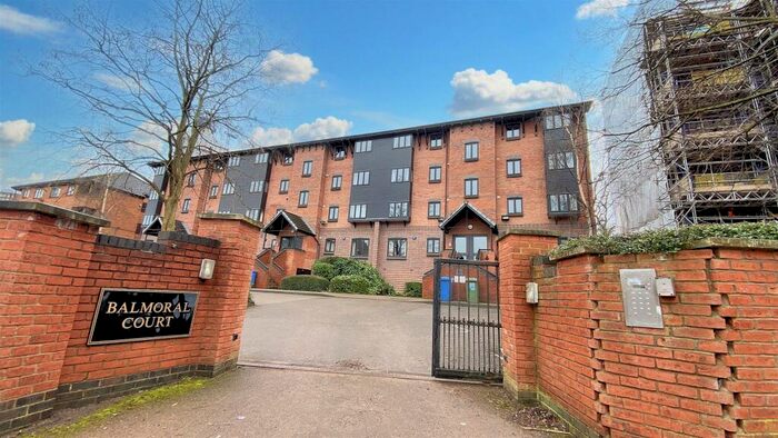 2 Bedroom Apartment To Rent In Balmoral Court, Ladywood, Birmingham, B1