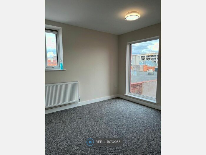 1 Bedroom Flat To Rent In High Street, Grays, RM17