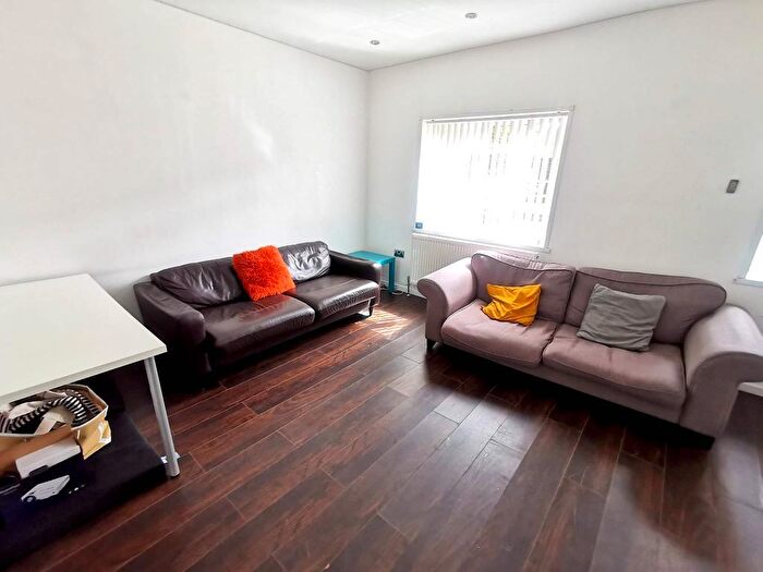 5 Bedroom Terraced House To Rent In Galsworthy Avenue, London, E14