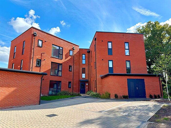 2 Bedroom Flat For Sale In Barlow Road, Whiteley, PO15