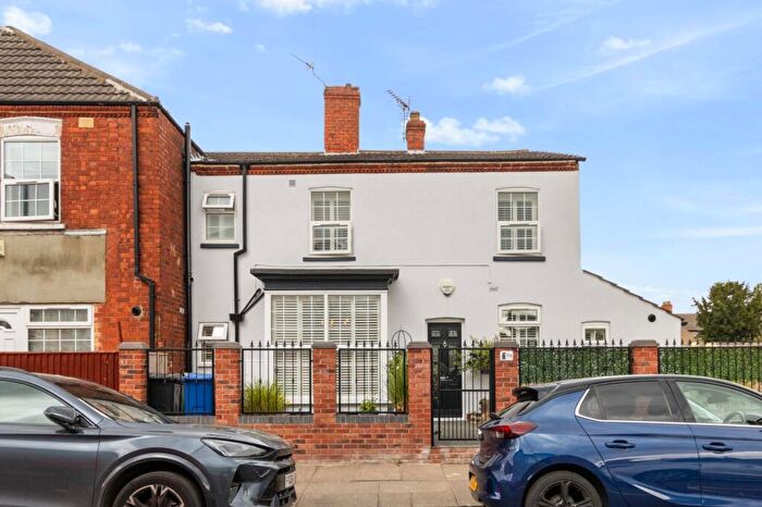 2 Bedroom Terraced House For Sale In Torrington Street, Grimsby, DN32