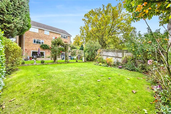 5 Bedroom Detached House For Sale In Stonehill Road, Headley Down, Hampshire, GU35