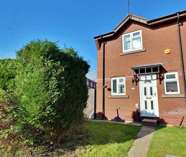 3 Bedroom Semi-Detached House For Sale In Bielby Drive, Beverley, HU17