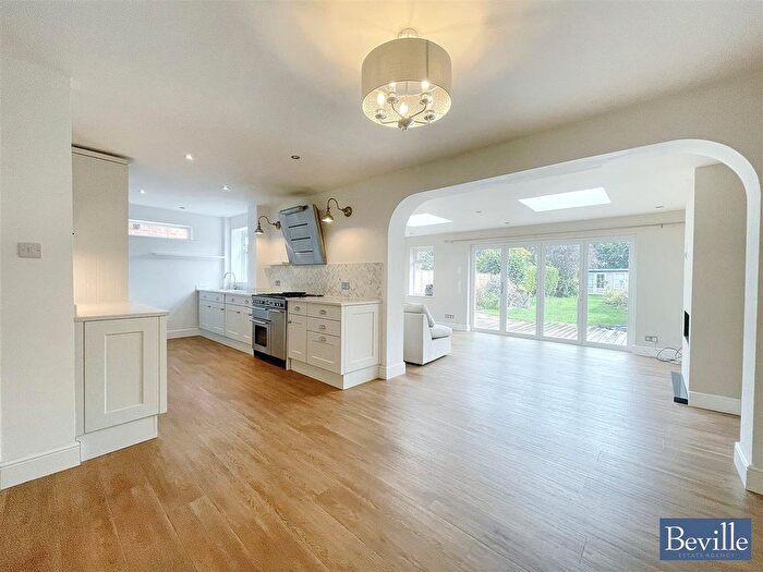 4 Bedroom Semi-detached House To Rent In Grove Road, Sonning Common, Reading, RG4