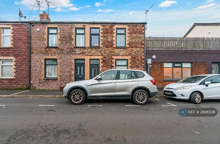 2 Bedroom Terraced House To Rent In William Street, Cardiff, CF11