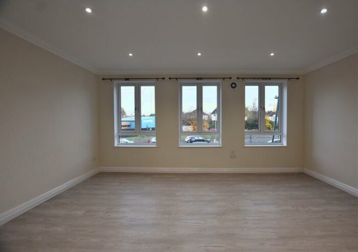 Studio To Rent In Carlton Parade Orpington, BR6