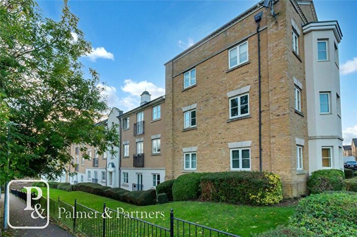 2 Bedroom Flat For Sale In Propelair Way, Colchester, Essex, CO4