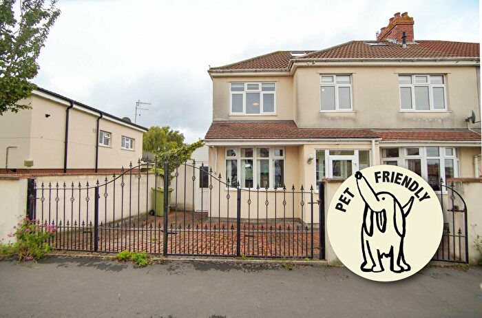 4 Bedroom Semi-Detached House To Rent In Ilchester Road, Bishopsworth, Bristol, BS13