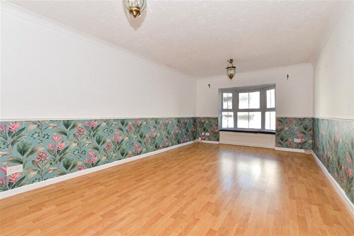 2 Bedroom Maisonette For Sale In Albert Street, Ventnor, Isle Of Wight, PO38