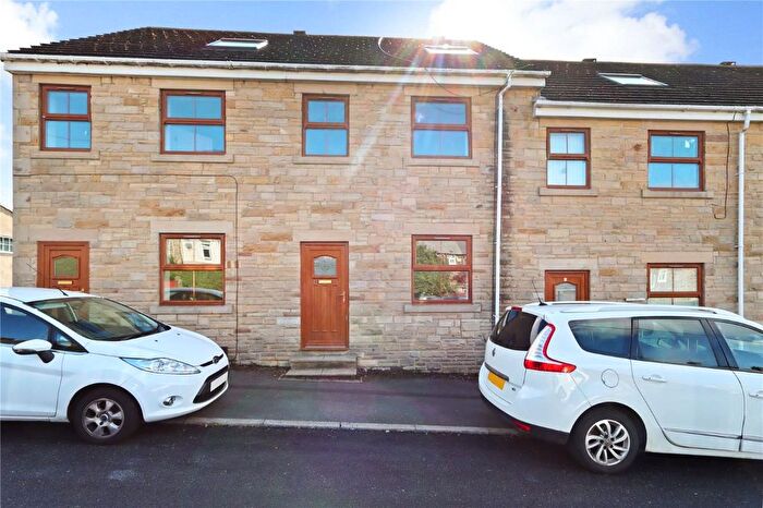 4 Bedroom End Terrace House For Sale In Niallesway Palmerston Street, Consett, County Durham, DH8