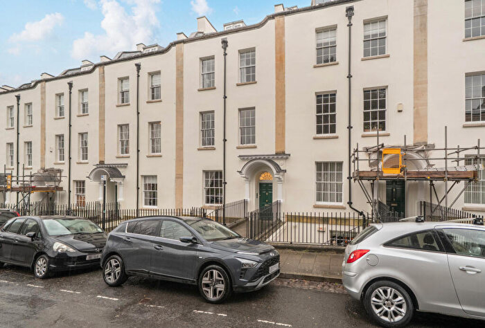 2 Bedroom Apartment For Sale In Park Place, Clifton, Bristol, BS8