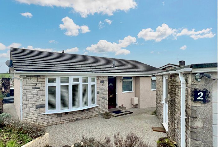 2 Bedroom Bungalow For Sale In Greenmeadow Close, Parc Seymour, Penhow, Newport, NP26
