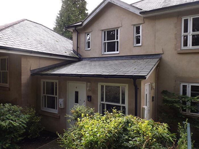 2 Bedroom Flat To Rent In The Elms, Oakhill, BA3